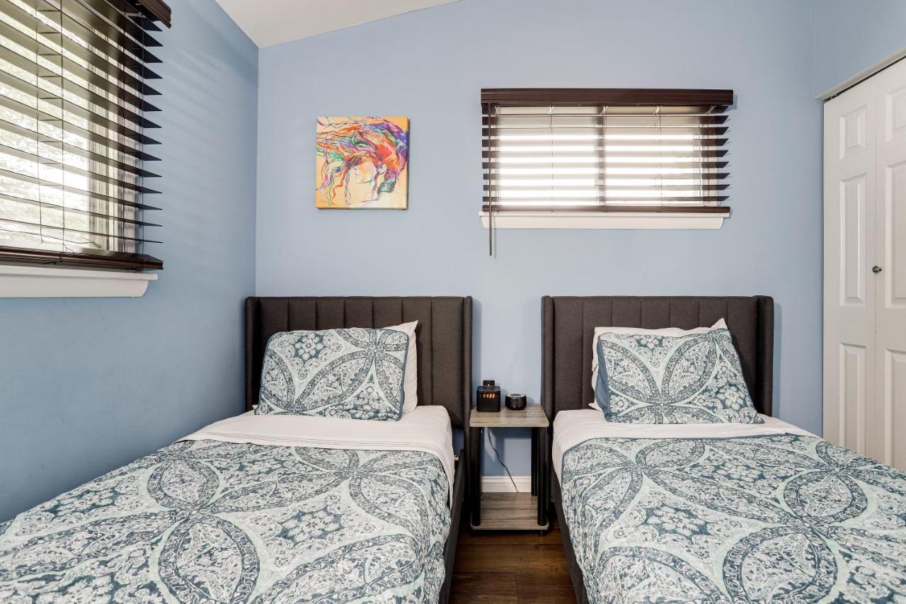 Escape To Our Cozy 3 Bed Rm 2 Bath Unit In Alexandria Va Villa Exterior foto